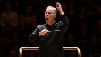 Sakari Oramo conducts the BBC Symphony Orchestra