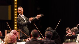 Alexander Shelley with the National Arts Centre Orchestra